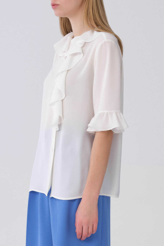 Yaka Detaylı Yarım Kol Bluz Kemik - 3