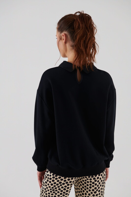  Yakası Fiyonklu Sweatshirt Siyah - 2