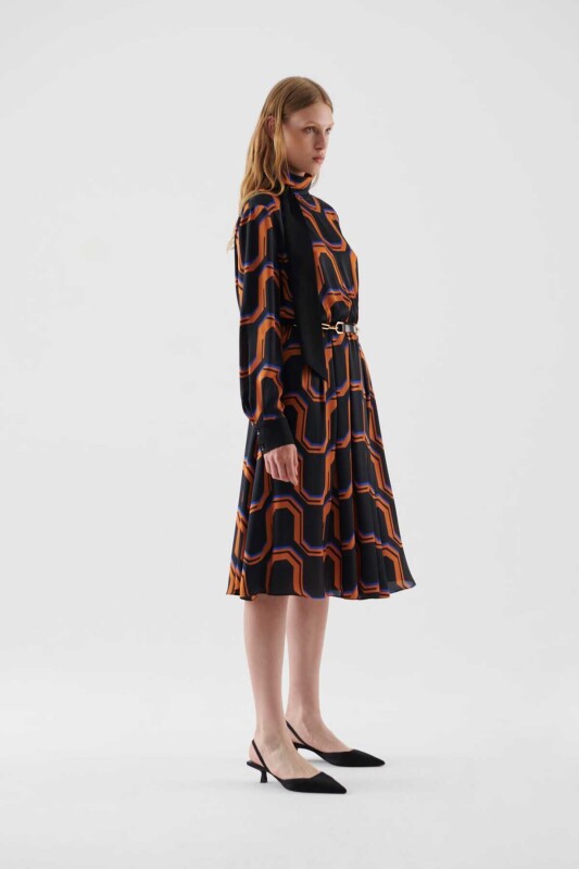  Yakası Fularlı Midi Boy Elbise Standart Renk - 3