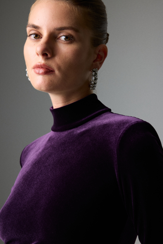 Yarım Balıkçı Yaka Drape ve Yırtmaç Detaylı Midi Boy Elbise Mürdüm - 4